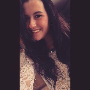 Meet your Posher, Helana